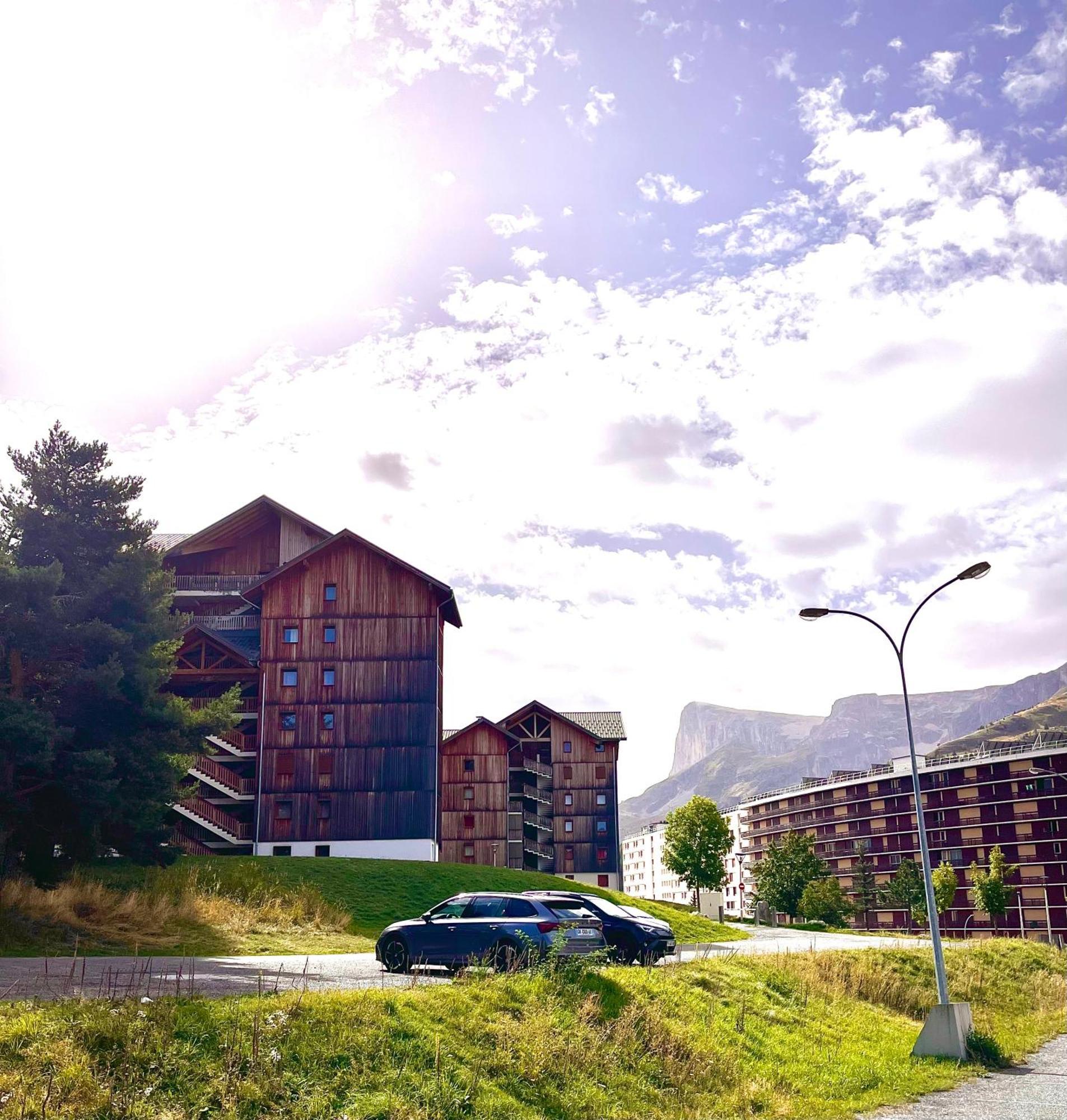 Appartement Chalets Du Super D Saint-Étienne-en-Dévoluy Екстериор снимка